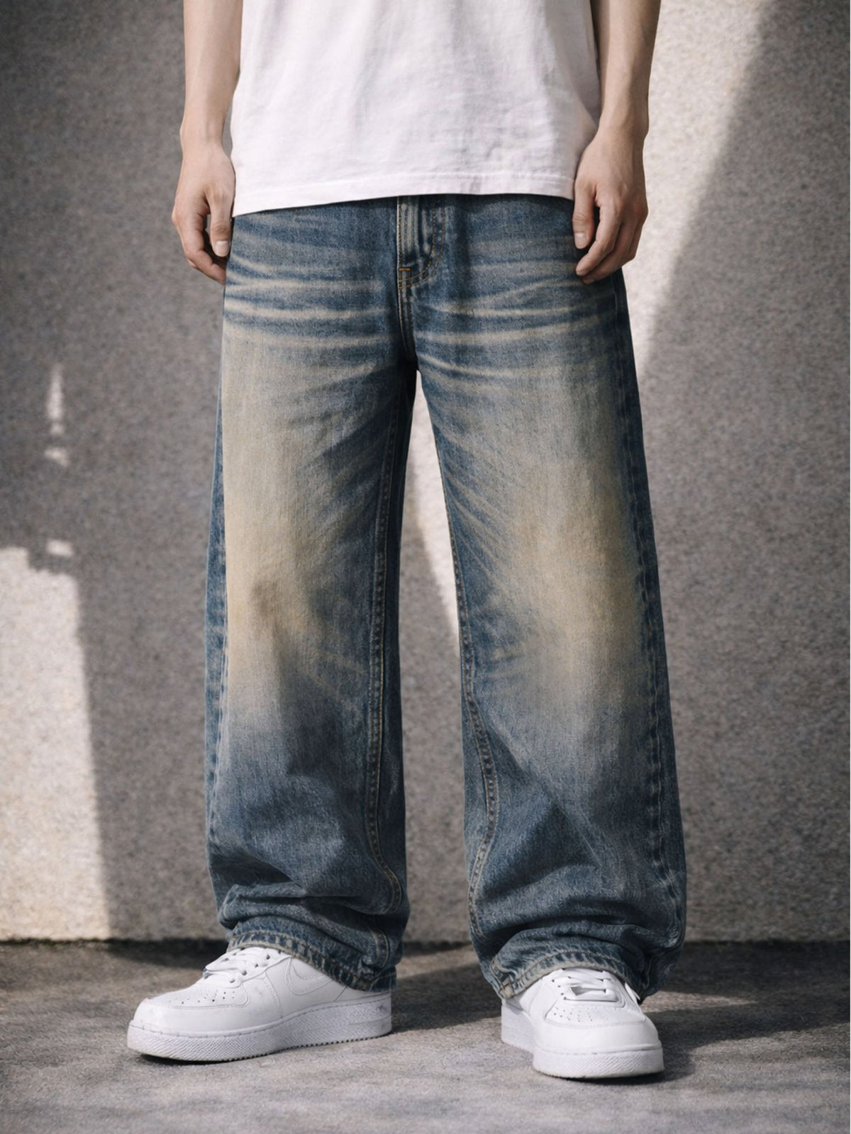 SANDWASH BAGGY DENIM